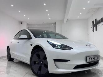 standard range plus auto rwd 4dr