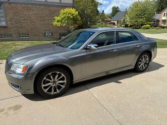 2012 chrysler 300-series