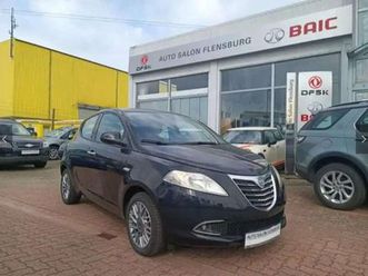 lancia ypsilon gold 1.2 8v*1 hand*super ausstattung*wen