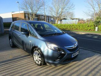 2015 vauxhall zafira tourer 1.4i 16v turbo exclusiv