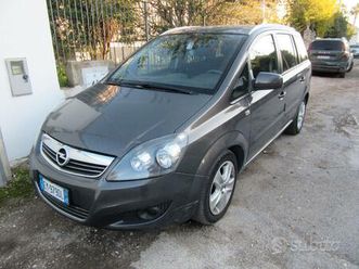 auto opel zafira b
