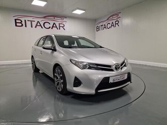 toyota auris touring sports 1.4 d-4d active+ac janeiro/15