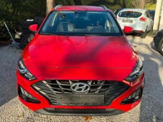 ② hyundai i30 1.5i benzine - carplay*2022*39000km*fabrieksgrnt — hyundai — 2ememain