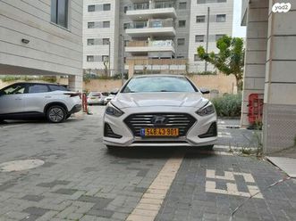 premium היברידי אוט׳ 2.0 (154 כ״ס) [2015-2021]