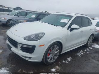 porsche cayenne gts