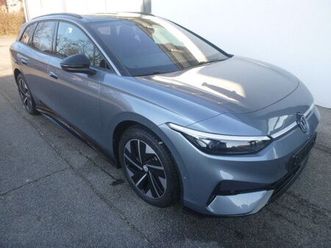 volkswagen id.7 tourer pro 210 kw pano sound head-up