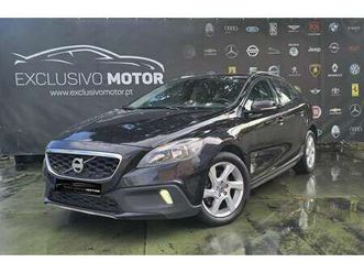 volvo v40 cross country 1.6 d2 momentum