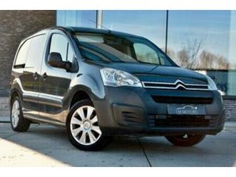 2-citroen-berlingo-1-6i-benzine-licht-vracht-camionnettes-utilitaires-2ememain
