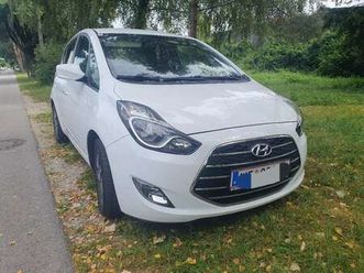 hyundai ix20 einparkhilfe, tempomat, service immer gemacht