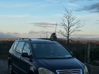 toyota avensis verso(fresh nct)