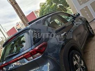 kia sonet diesel automatique 2023 à temara