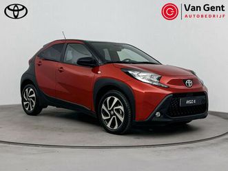 toyota aygo x - 1.0 vvt-i s-cvt pulse | automaat | parkeersensoren achter | apple carplay / android auto |