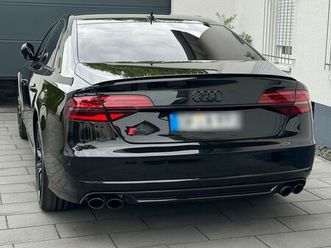 audi s8 plus + apple carplay