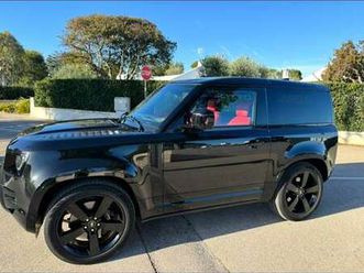 90 5.0 v8 awd 525cv auto