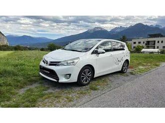 toyota verso 2.0 d-4d