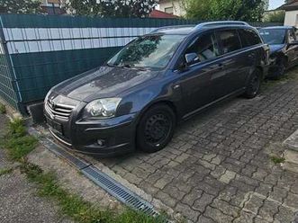 toyota avensis 2,2d-cat