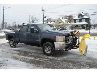 2009 chevy silverado 2500 4x4 with fisher plow 7.5