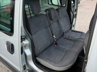 RENAULT KANGOO renault-kangoo-benzina-metano-neopatentati