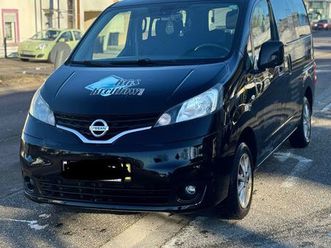 nissan nv 200 evilia