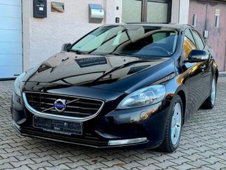 volvo v40 kinetic ahk shz temp. tüv neu euro 5