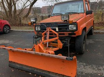 daihatsu rocky winterdienst – schneeschild – fahrbereit ohne tüv