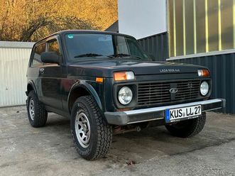 lada niva, geländewagen, jeep, jagd, forst,