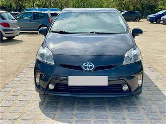 prius mc 136h lounge 17