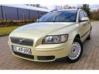śliczne volvo v50 1.8 *125 km *podg.fotele *hak *tylko 196.000 km !!! slupsk • olx.pl