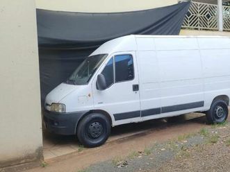 peugeot boxer 2.3 furg.tb dies. med/ longot.alto 2013