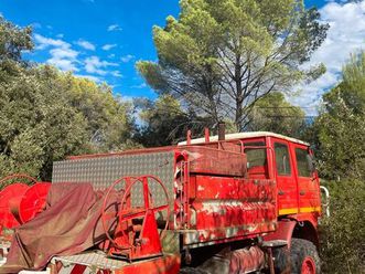 camion pompier renault 4/4