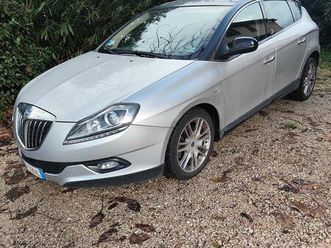 lancia delta platino