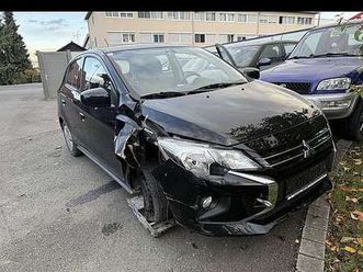 mitsubishi space star 1,0 mivec inform as&g