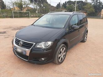 volkswagen cross touran