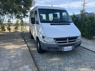 2005 dodge sprinter passenger van 118 wheelbase, low ceiling t1n