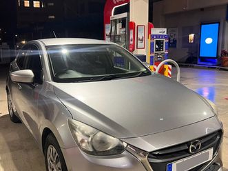 mazda demio 1,3l 2016