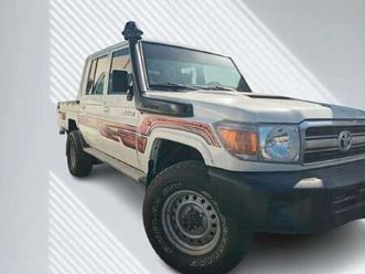 toyota land cruiser pick up dc 4.5l v8 turbodiesel manual transmission