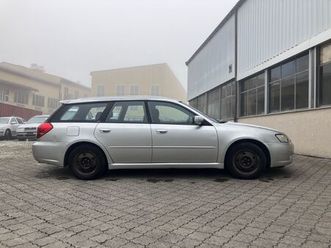 subaru legacy 2.0r awd