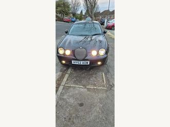 4.2 v8 r saloon 4dr petrol automatic (314 g/km, 400 bhp)