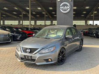 nissan altima sr 2.5l sr / v4 2.5l / paddle shifters / keyless entry / leather / rims / keyless start