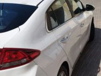 premium היברידי אוט׳ בנזין 1.6 (141 כ״ס)