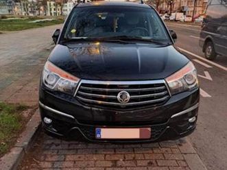 ② ssangyong rodius, 2015 — ssangyong — 2ememain