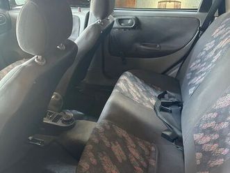 sedan 1.8 mpfi flexpower 8v 4p