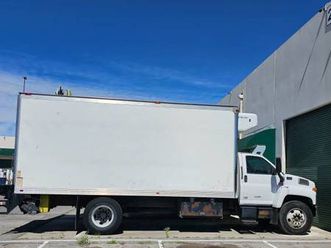 2007 gmc refrigerated truck, allison automatic, maxon lift gate