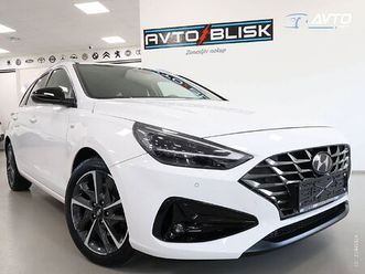 hyundai i30 wagon 1.5 t-gdi-led-kamera-virtual-navigacija-1lastnik-
