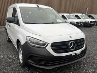 ② mercedes-benz citan 110 cdi l1 base essential edition — camionnettes & utilitaires — 2ememain