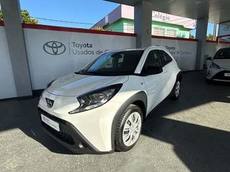 toyota aygo 1.0 play