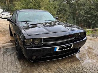 dodge challenger auto sxt plus