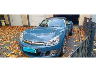 opel gt - roadster,scheckheft ,einer von 196 in blau