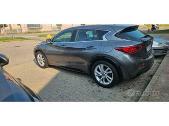 infiniti q30 15d dct premium