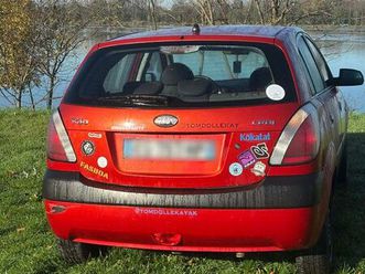 vend voiture kia modèle rio